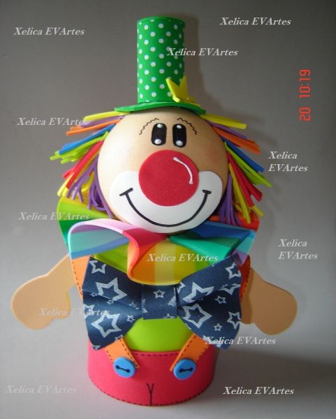 LATINHA DECORADA PALHAÇO